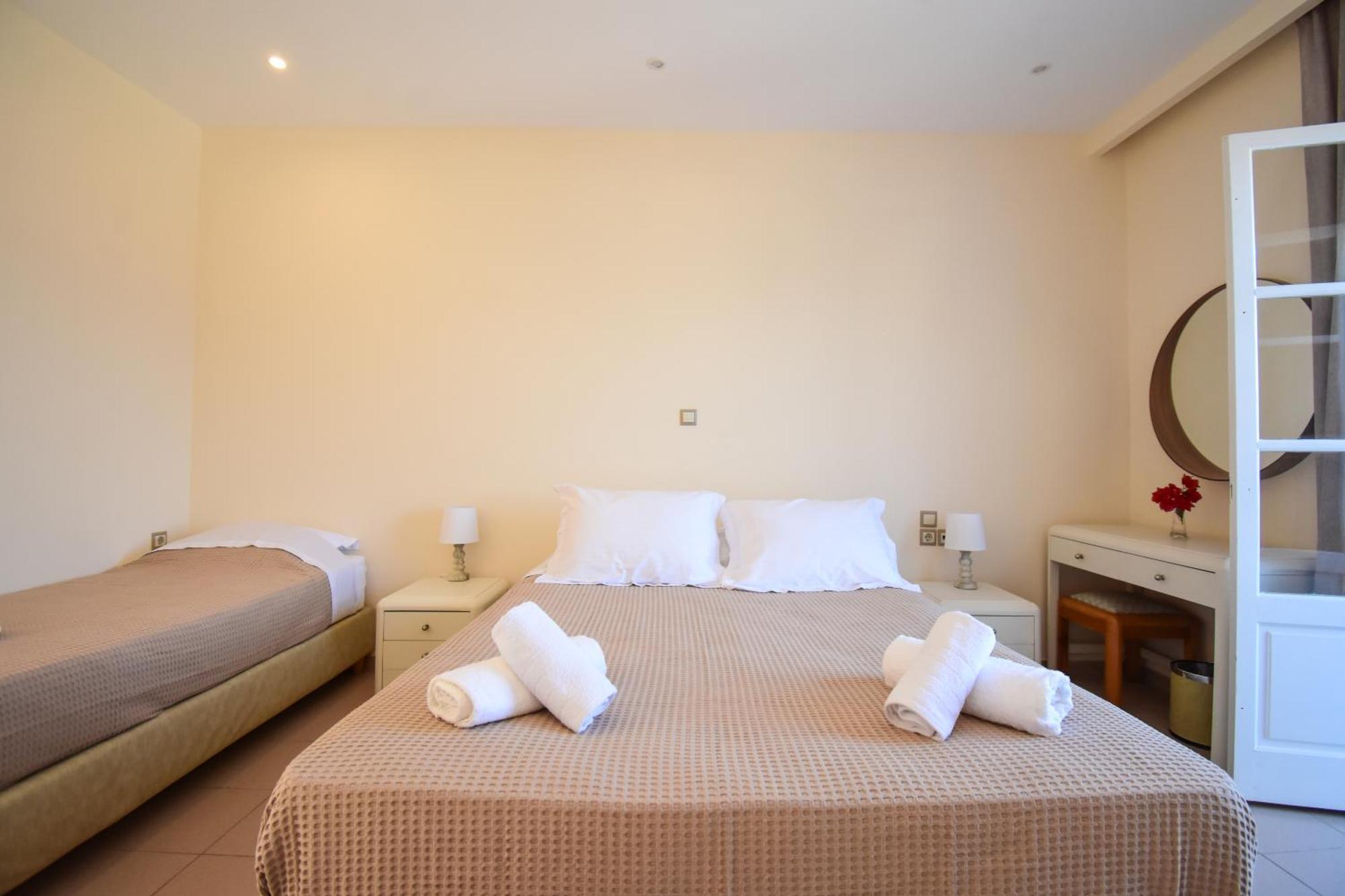 מאסורי Apollonia Hotel מראה חיצוני תמונה
